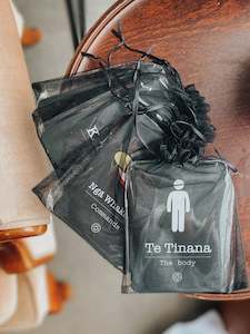 Taonga By Tm: Ngā Kāri (Flashcards) - Set of 5