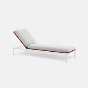 Eastern Beach Home: Kin Outdoor Sun Lounger