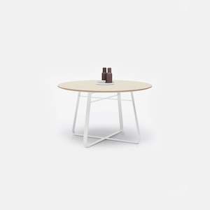 Dining: Circuit Table