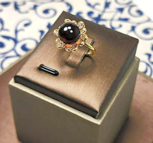 Jewellry: Amber | Cognac Flower | Gold-Toned Plated Adjustable Ring