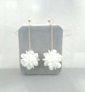 Fashion Statement Jewellery: #127 White Floral Dangle Earrings