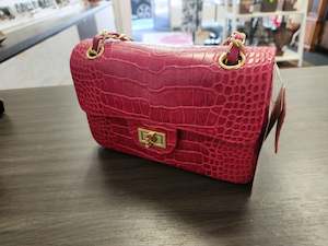 Embossed Genuine Leather Crocodile Leather Pattern Flap Shoulder Bag