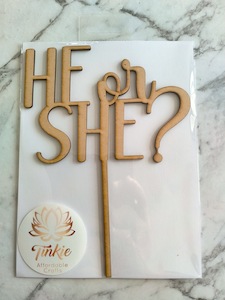 Weekly Special: He or She? cake topper