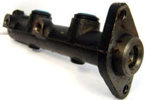 Brakes Disc Brake Pads: BRAKE MASTER CYLINDER - FORD SIERRA 82-88 EX XR4/IBENDIX 32967260