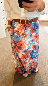 Skirt: Slant pocket floral print maxi skirt