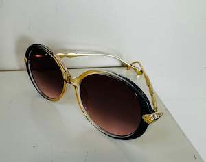 Sunglasses: Vintage round frame sunnies