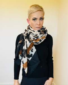 Scarves: Leopard with stripe scarf