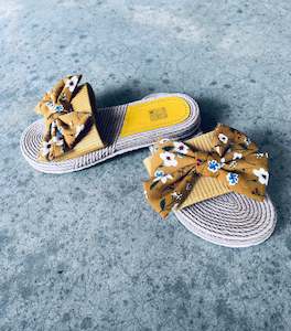 Shoes: Floral bow slides