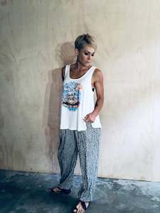 20 Tops: Refuge unicorn loose fit tank