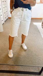 Shorts: Mom 3/4 denim paper bag waist shorts- white