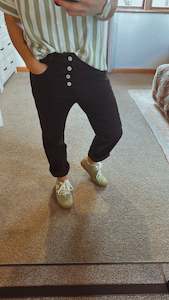 Dome detail black bf fit jeans