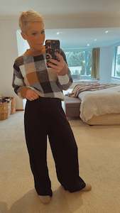 Elastic waist crinkle wide leg pants