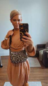 Accessories: Leopard Print Crossbody Bag