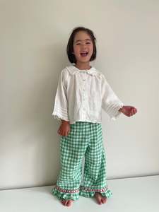 Kids: Girls Strawberry Ruffle Pants