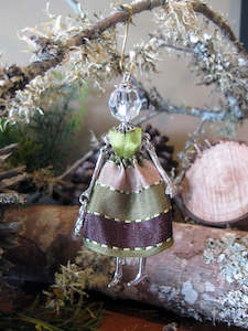 Featured Decorations: Chic a French doll