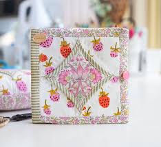 Patchworks Kits And Patterns: The Traveller's Sewing Book