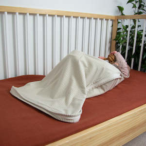 Merino Kids Go Go Standard Bag Sandstone Stripped 2-4 Years