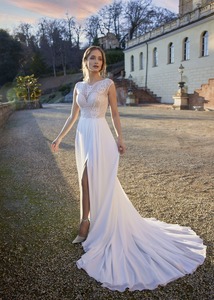 Products: Jasmine Size 6 To Cherish Bridal Boutique