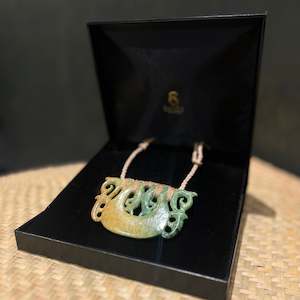 Pounamu: Raukaraka Pekapeka