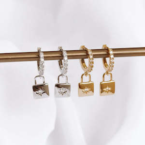 Jewellery: Amora | Earrings | Gold and Silver