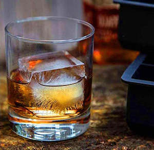 Large Cube Ice Tray