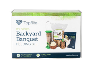 Wild Bird Backyard Banquet Gift Set