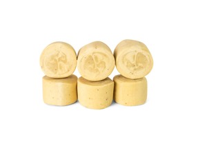 Wild Bird Feed: Peanut Energy Truffles