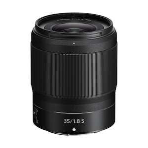 Nikon: Nikon Z 35mm f 1.8 S Lens