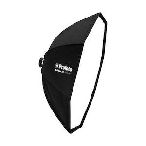 Softboxes: Profoto RFi Octa Softbox 5ft (150cm)