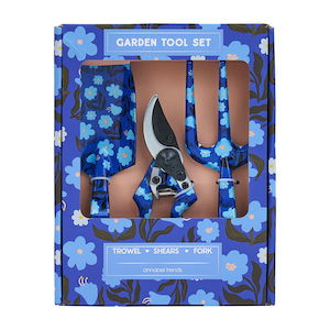 Annabel Trends: Garden Tool Set - Nocturnal Blooms