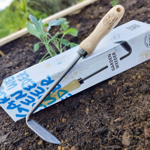 Garden Tools: DeWit Garden Weeder