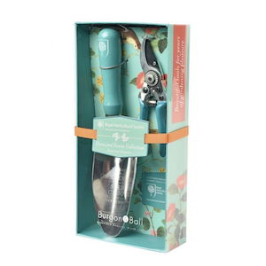 Garden Tools: Flora and Fauna Trowel and Secateurs Gift Set