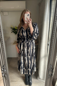 Size 14: Mimi Midi Dress