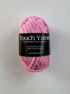 pure merino 8ply - bubblegum 881
