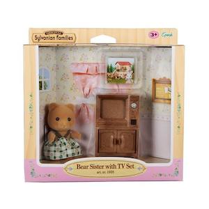 Sylvanian Families: Sylvanian Families Bear Sister With T.V Set
