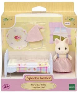 Sylvanian Families Floral Cat Girl's Naptime Set