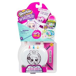 Shopkins: Shopkins Lil Secrets Mini Playset Secret Lock Lovely Hearts Garden Party