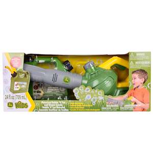 John Deere: John Deere Bubble 'N' Fun Leaf Blower Combo