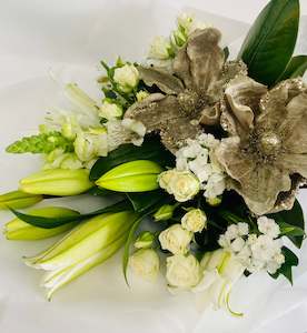 Christmas: Angel - Champagne Christmas Bouquet