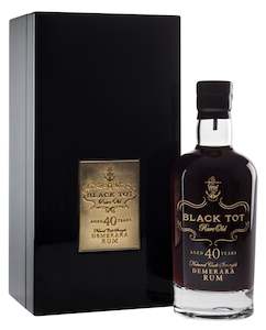 Black Tot Rum: Black Tot Rum 40 years old 44.2%