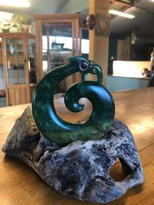 Manaia/Hook/Koru - Traditional Jade