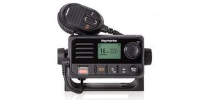 Raymarine Vhf Radios: Ray53 Compact VHF with GPS