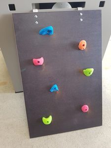 Products: Rock Wall – 1200mm
