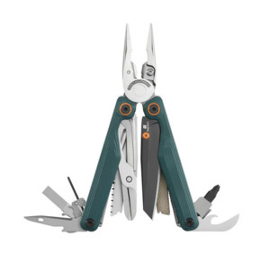 Multi Tools: Leatherman Wave Alpha