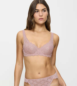 AMOURETTE WIRED PADDED BRA