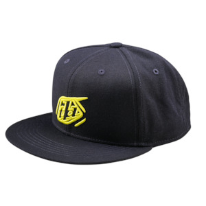 Sportswear Headwear: FLAT BILL SNAPBACK BADGE NAVY