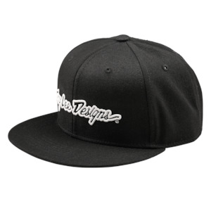 Sportswear Headwear: FLAT BILL SNAPBACK SIGNATURE BLACK