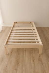Affordable Wooden Bed Frame: Wooden Bed Frame