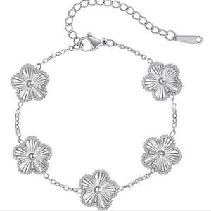Products: Stainless Steell  Plated Flower Crystal Bracelet Silver