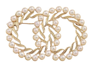 Brooches: Double Ring Pearl Brooch Gold